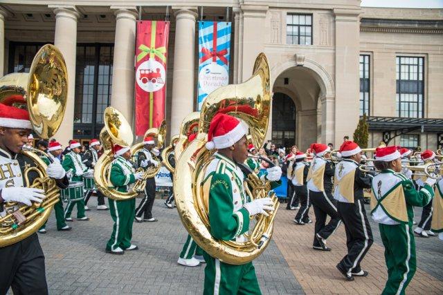 Dominion Christmas Parade 2016